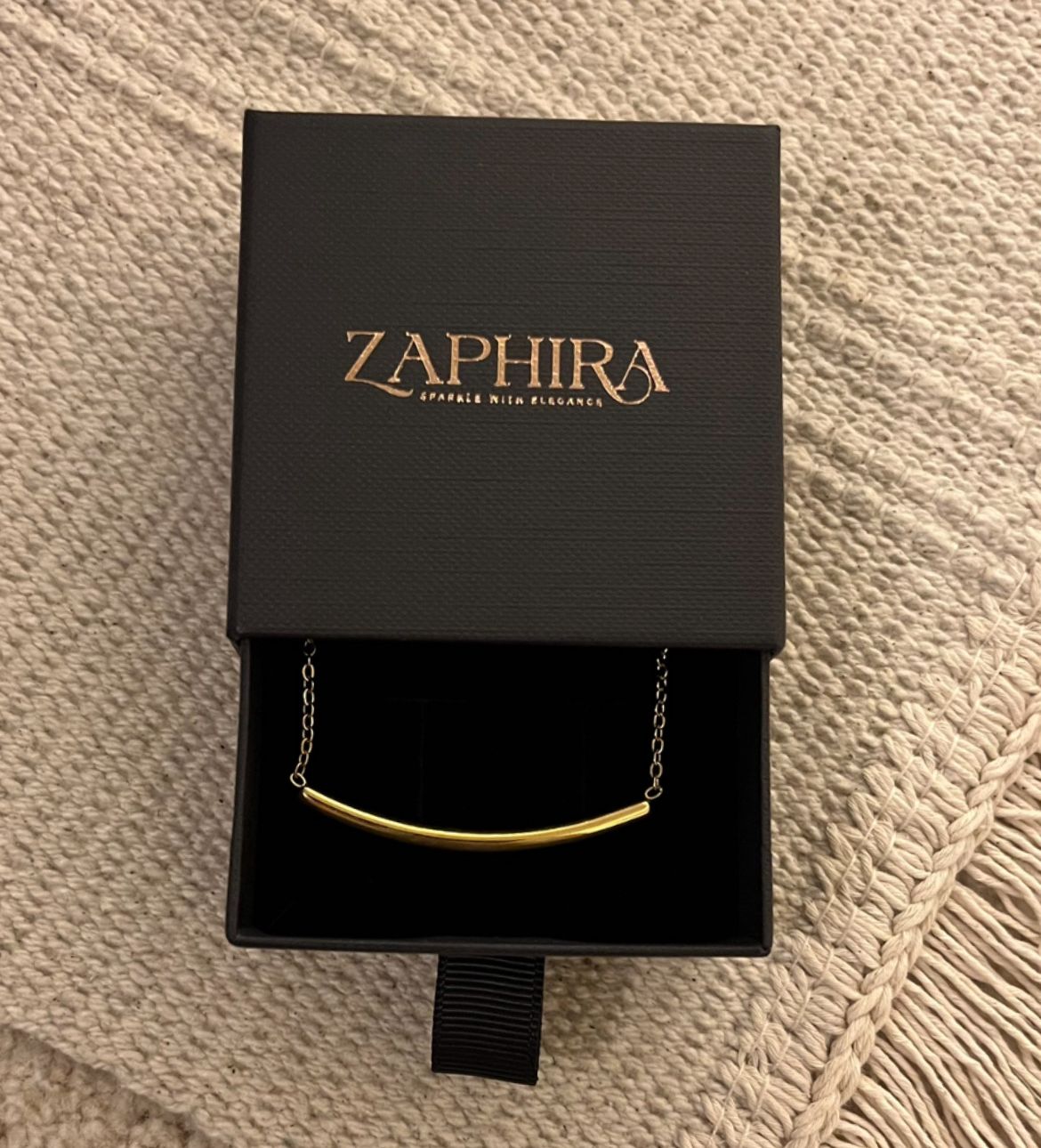 Arc of love Necklace